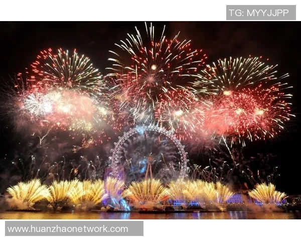 足球明星绚丽烟花下的高清瞬间展现激情与荣耀