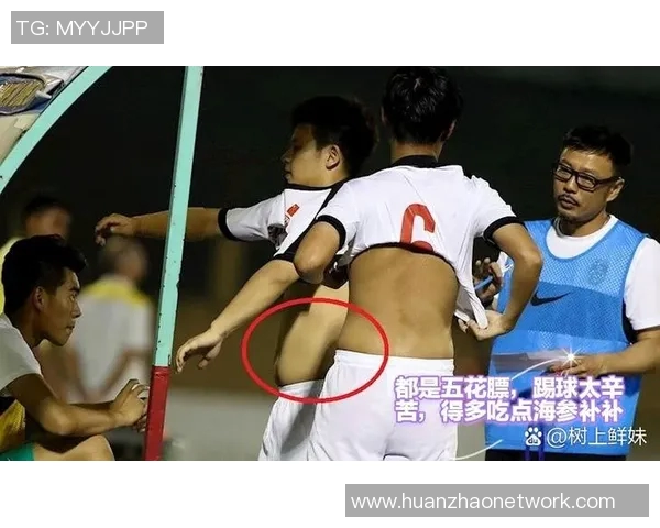 国外街头足球明星精彩瞬间集锦展现非凡技巧与创意表演