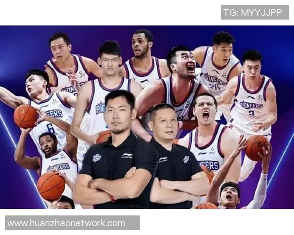 篮球明星转会潮涌动新球队新挑战引发球迷热议与期待